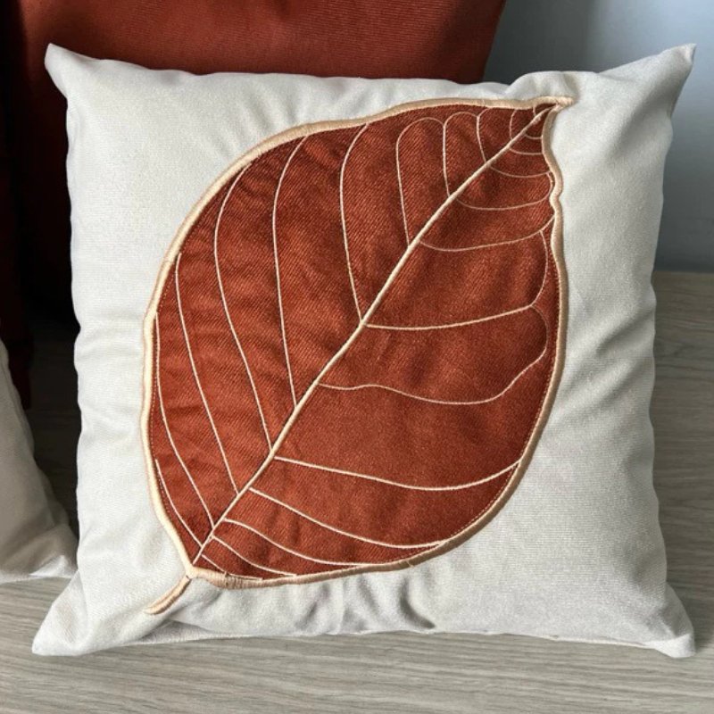 Set mit 5 Bestickten Kissenbezügen Vicentini