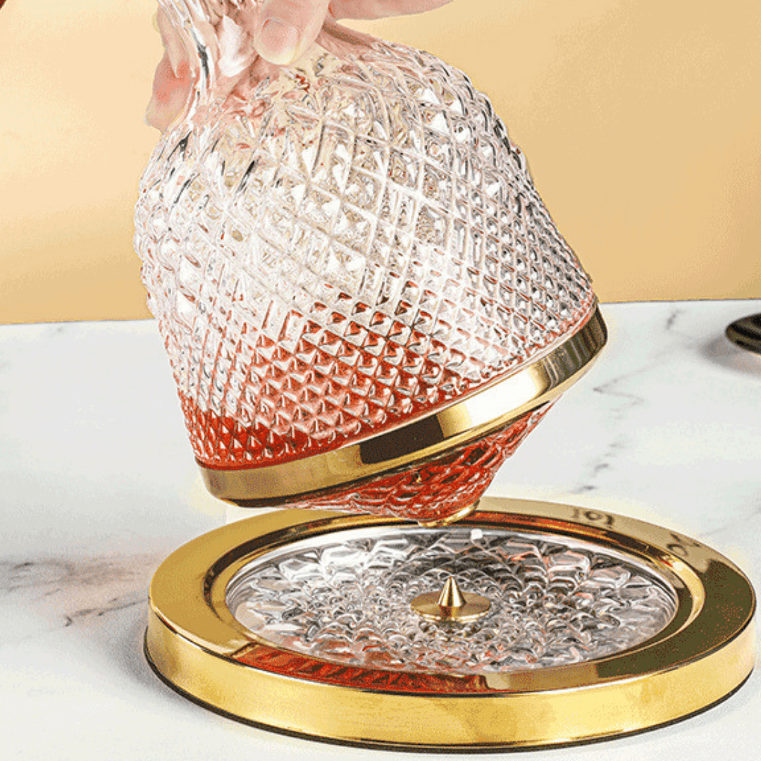 360° Rotierender Kristall-Weindekanter