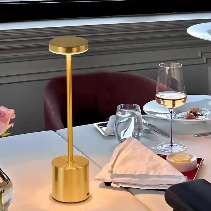 Nordhöhe Kabellose LED Tischlampe